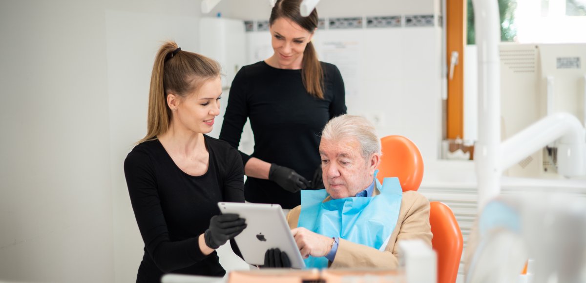 Implant supported denture